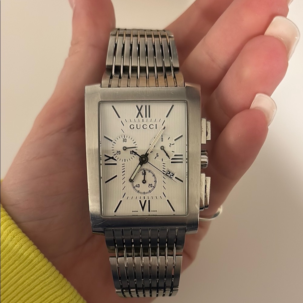 Gucci Silver Men's Watch
